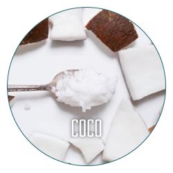 Ingredientes y activos botánicos como el coco: limpia de forma suave y delicada.